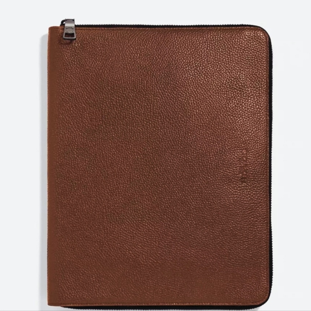 COACH Pebble Leather Tech Case